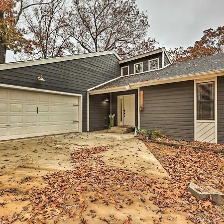 Lakefront Rogers Getaway With Hot Tub And Deck! Villa Exterior photo